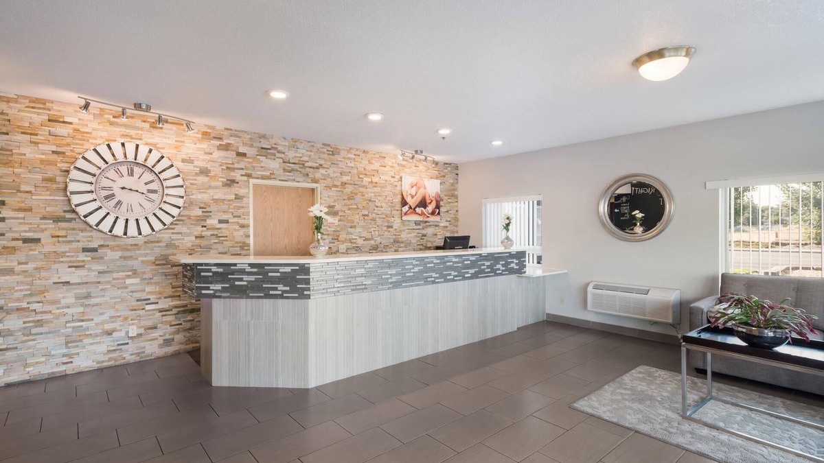 Tri-Cities Hotel | Quality Inn & Suites Kennewick Tri-Cities