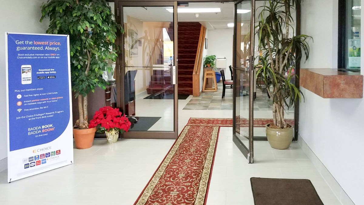 Toledo Hotel | Quality Inn Toledo
