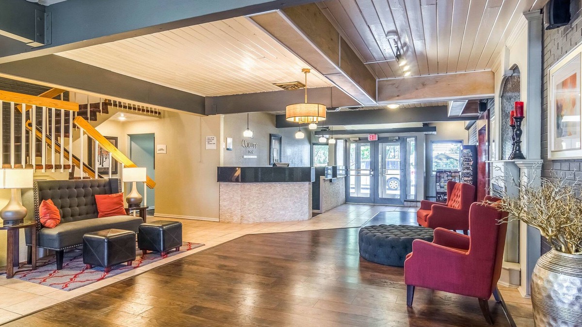 Buffalo Hotel | Quality Inn