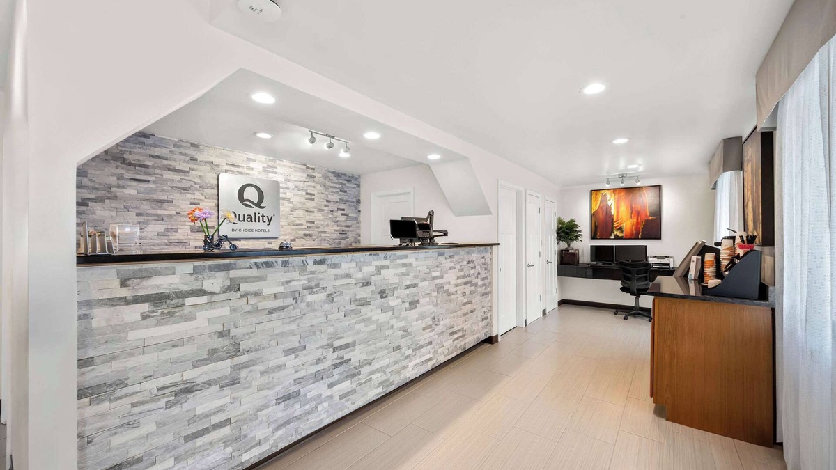 Luray Hotel | Quality Inn