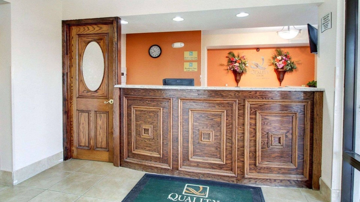 Richland Hotel | Quality Inn