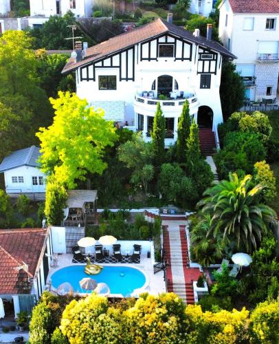 Agen Bed & Breakfast | Quand la ville dort