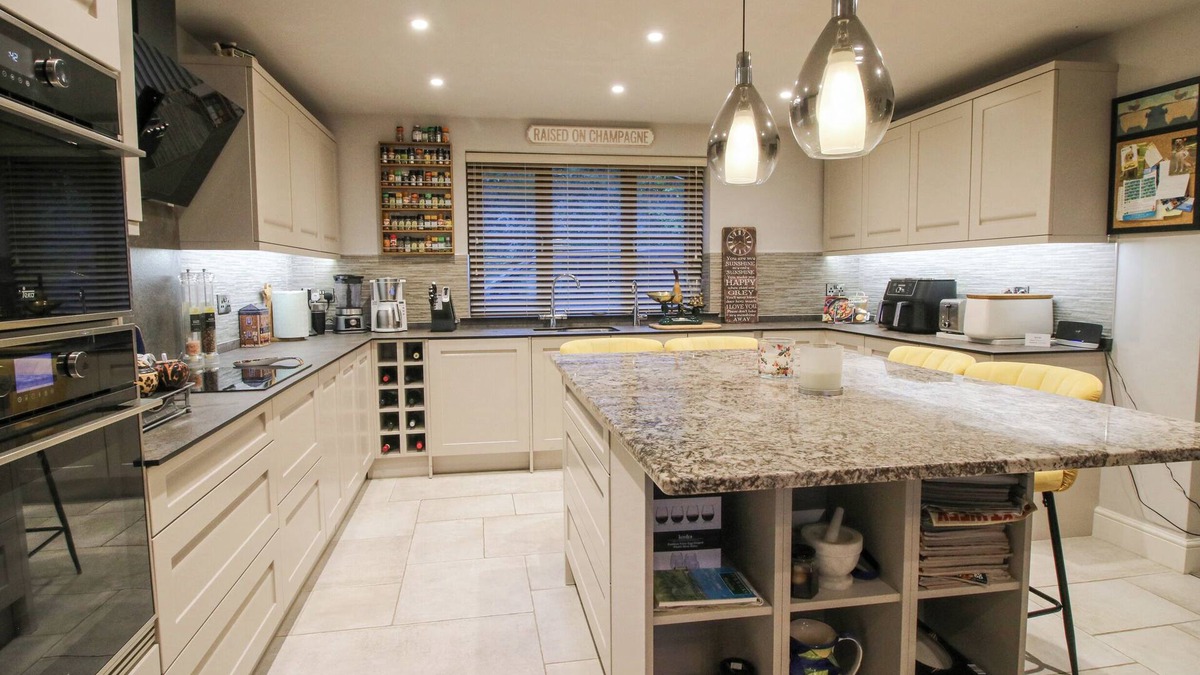 Church Stoke Cottage | Quarry House