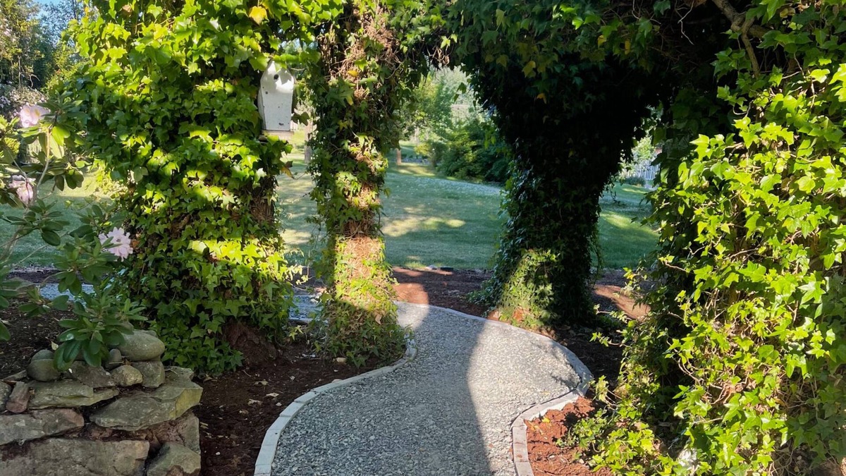 Salt Spring Island Bed & Breakfast | Quarrystone House B&B