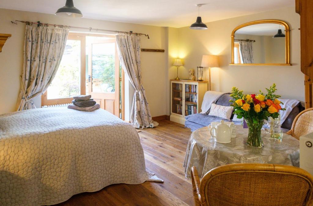 Thetford Apartment | Quavers Rest - quintessential little home & hot tub available !