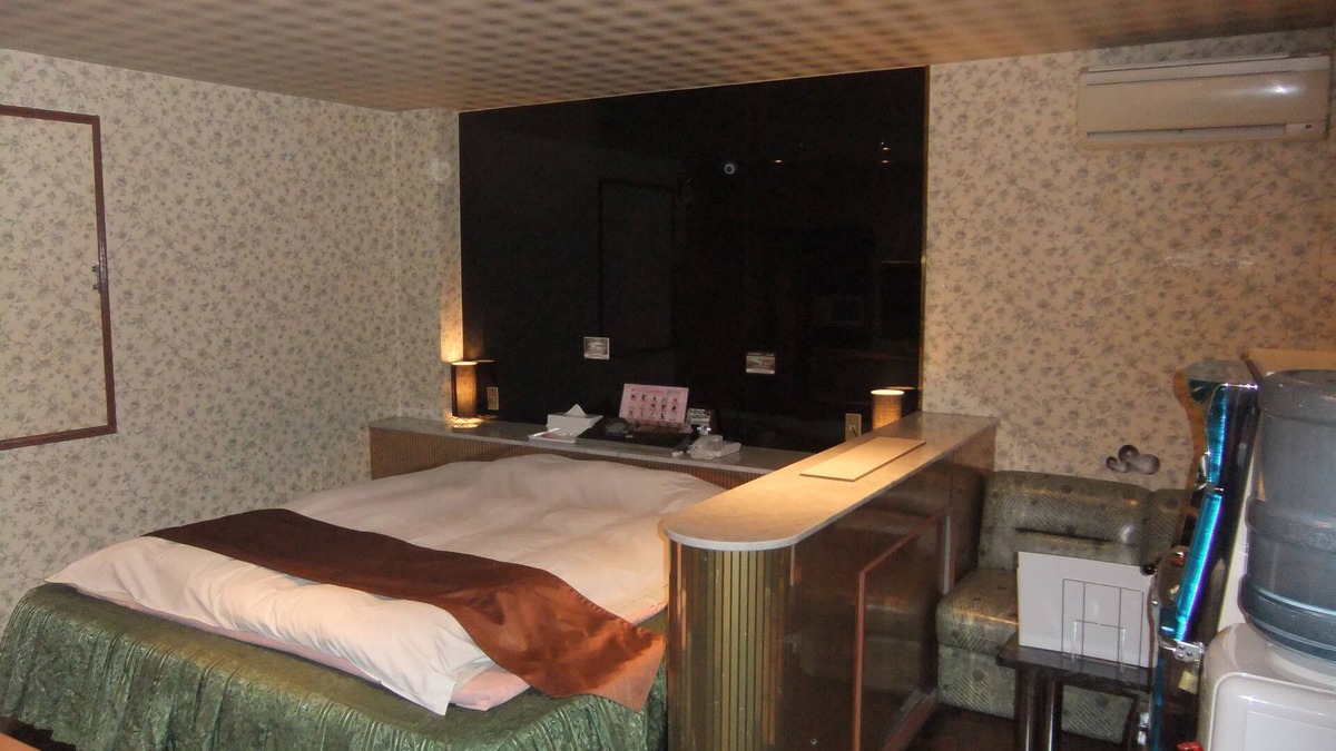 Koya-cho Hotel | Que Sera Sera - Adults Only