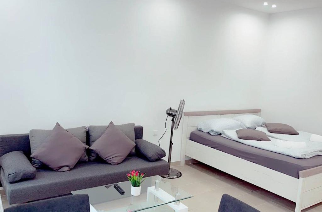 Favoriten Apartment | Queen Apartment 4P WL