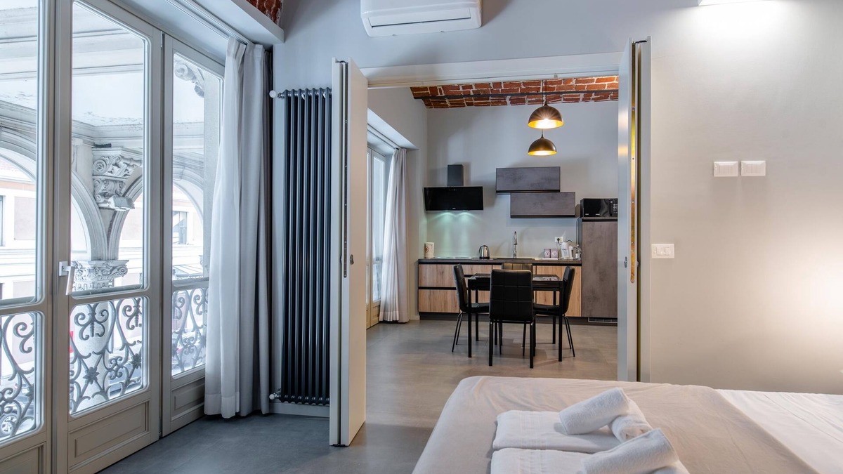 Roman Quarter Apartment | Queen Apartment in Torino
