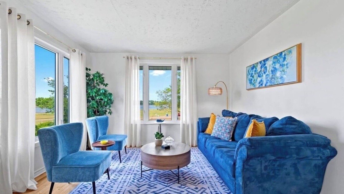Charlottetown Apartment | Queen Elizabeth