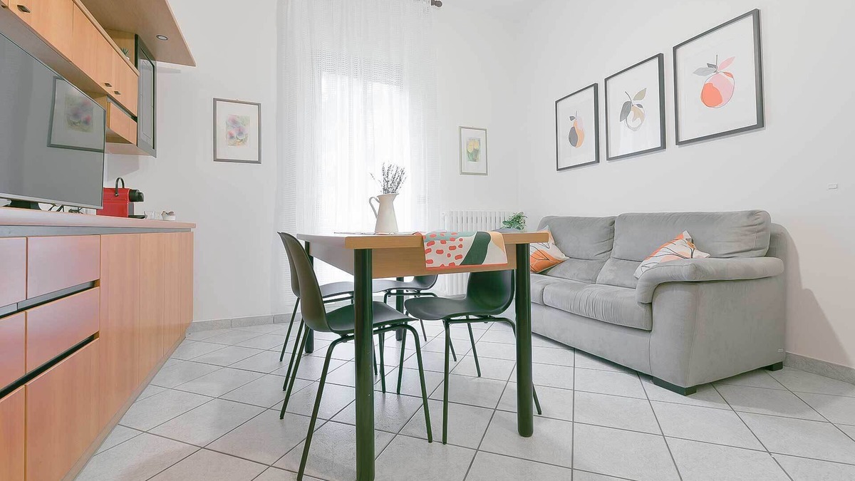 Saragozza-Porto Apartment | Queen Home Bianca - Two Bedroom Apartment, Sleeps 6