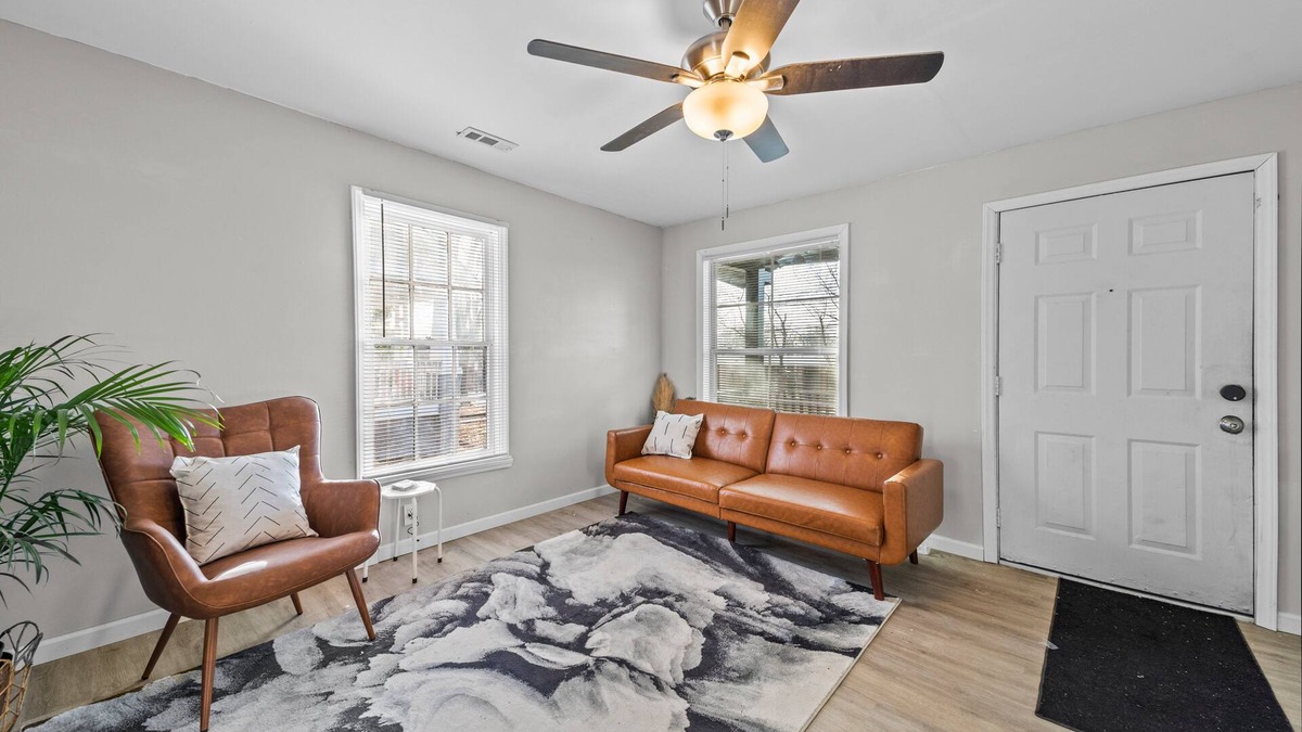 Greensboro Apartment | Queen Loft .5 Mile Downtown - HS Internet 55 in TV