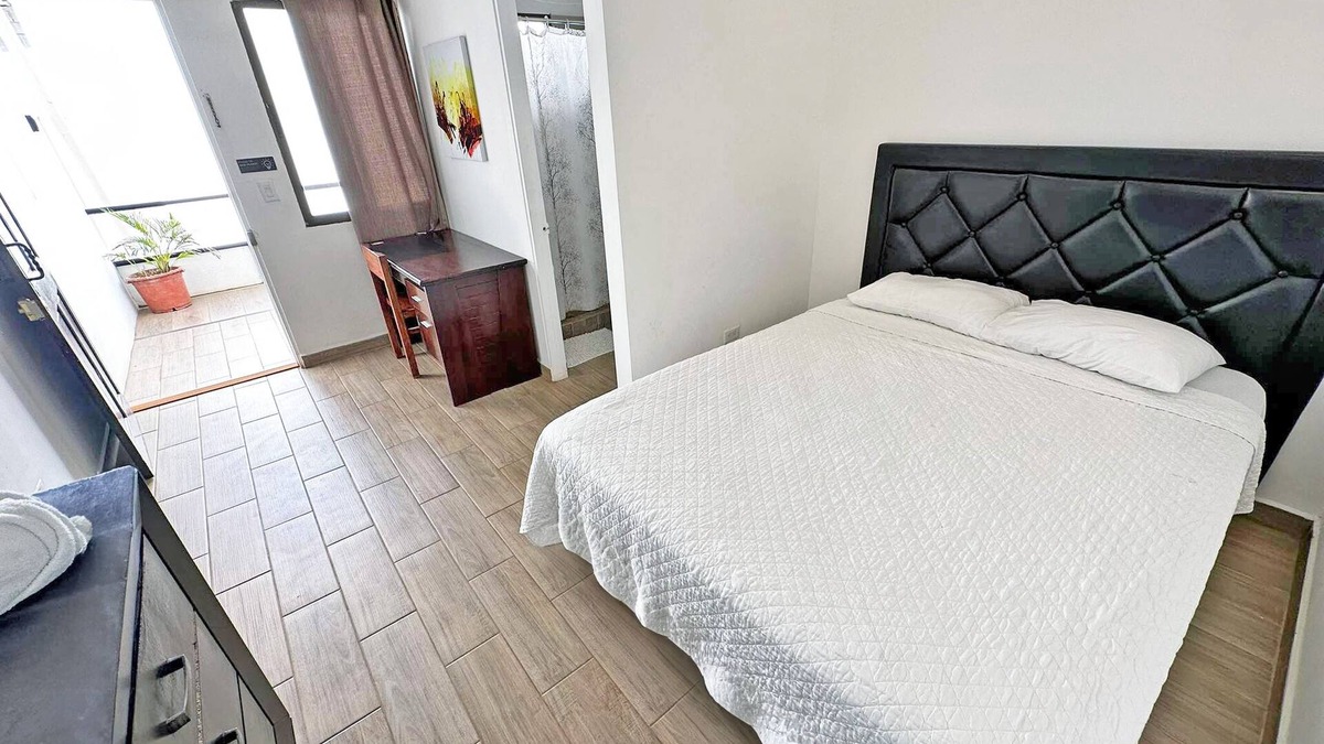 Tamarindo Hotel | Queen Room #6 for 2 people