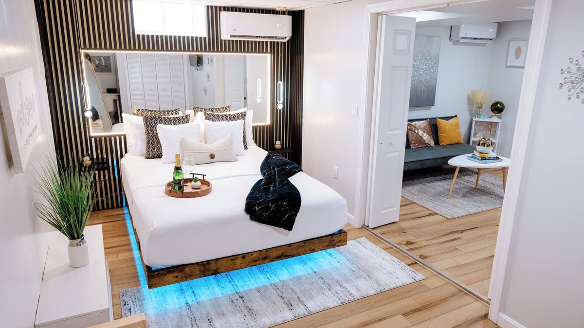 Mount Pleasant Apartment | -Queen+Sofa Bed-“Modern/Cozy/Lovely” Casita CoNeJo