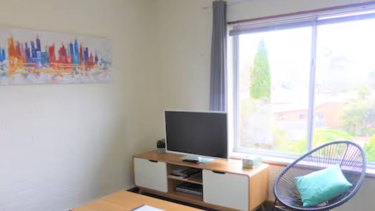 Hobart Central Business District Apartment | Queen St Apartment - walk to Salamanca
