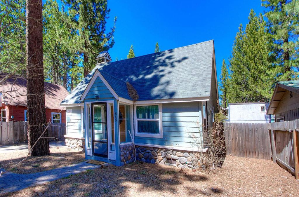 Al Tahoe House | Queens Cottage by Lake Tahoe Accommodations