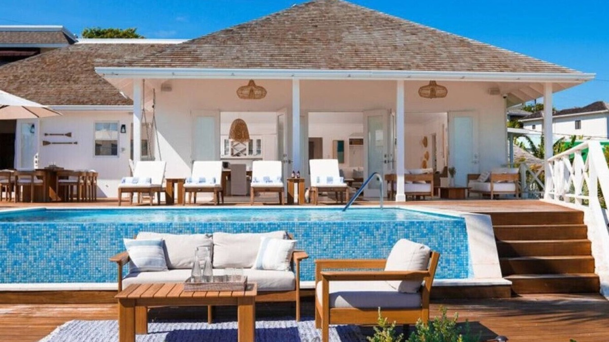 Silver Sands Villa | Queens's Cottage Luxury Villa, Retreat for ultimate comfort