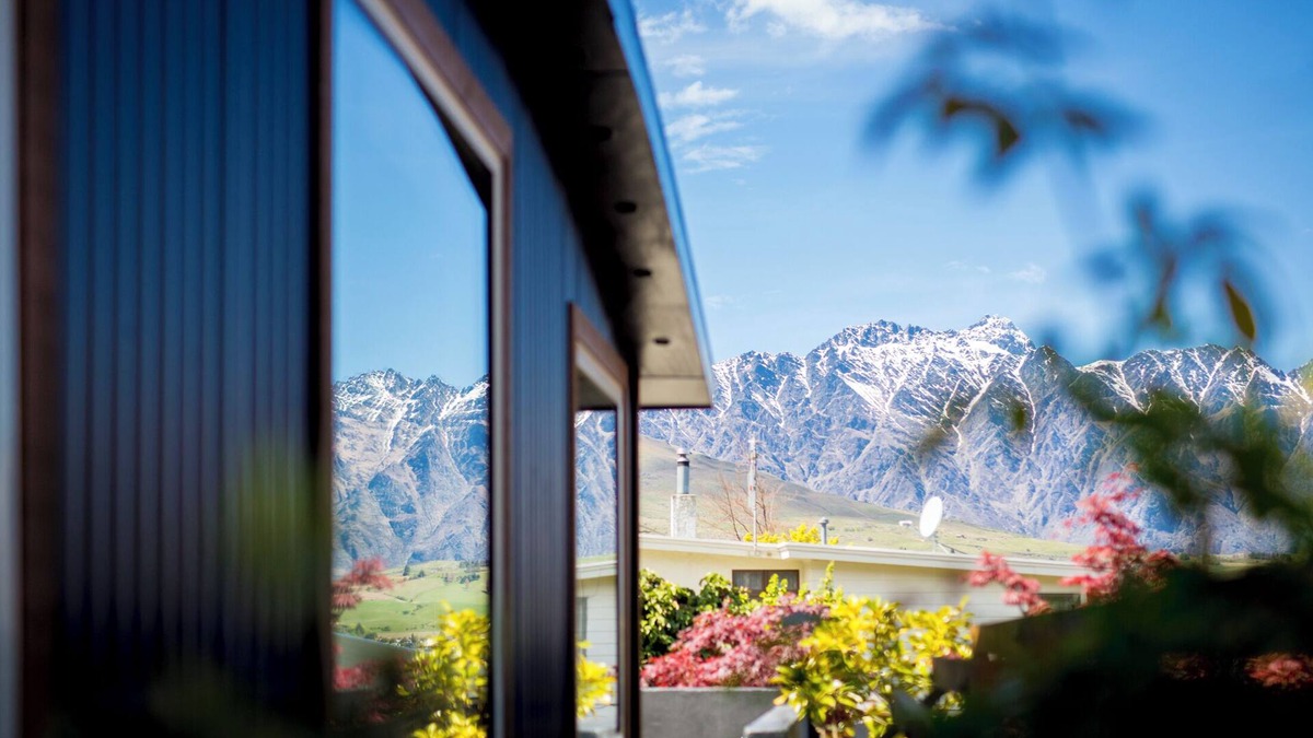 Queenstown House | Queenstown Boutique Accommodation - Your Perfect Stay awaits!