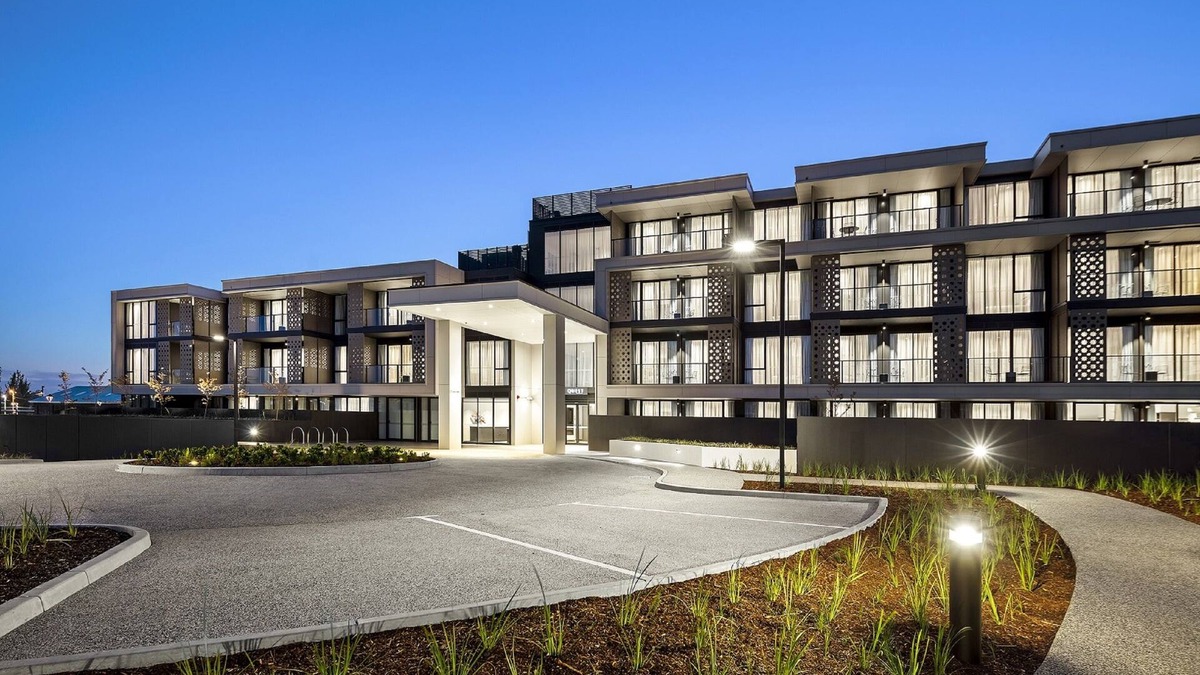 Soldiers Hill Apartment | Quest Ballarat Station