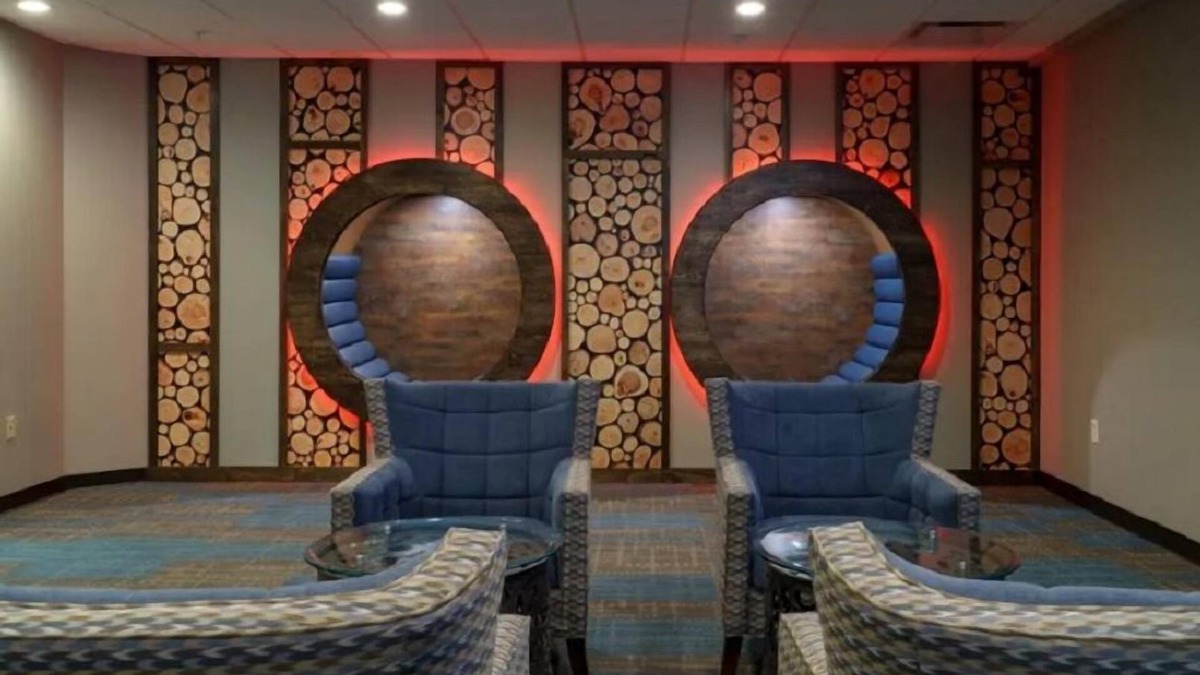 Gatlinburg Resort | Quick trip for July 4-7, 2023, 1 Bedroom in downtown Gatlinburg!