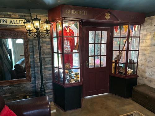 Watford House | Quidditch Quarters Themed Property