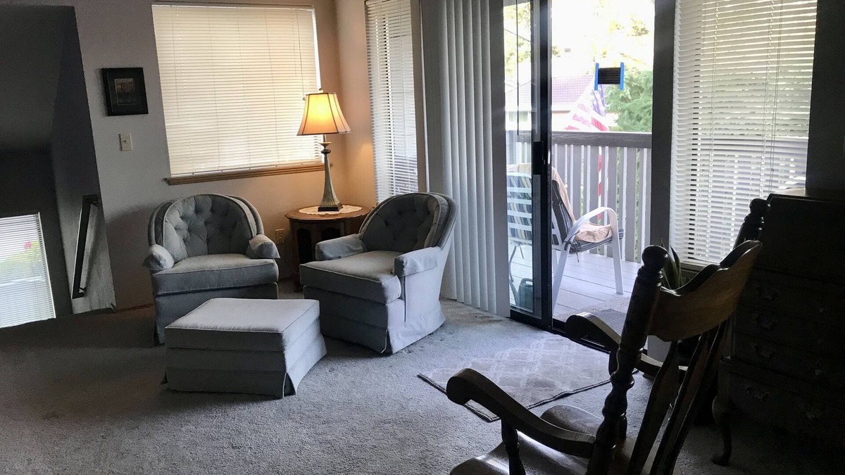 Fircrest House | Quiet 2BR 2BA Duplex in Fircrest