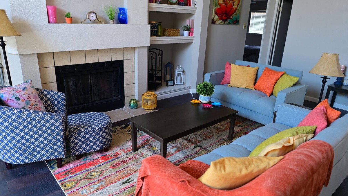 Ventura House | Quiet 3BR/2BA Home Near AT&T Center | Furnished Mid-Term Stay