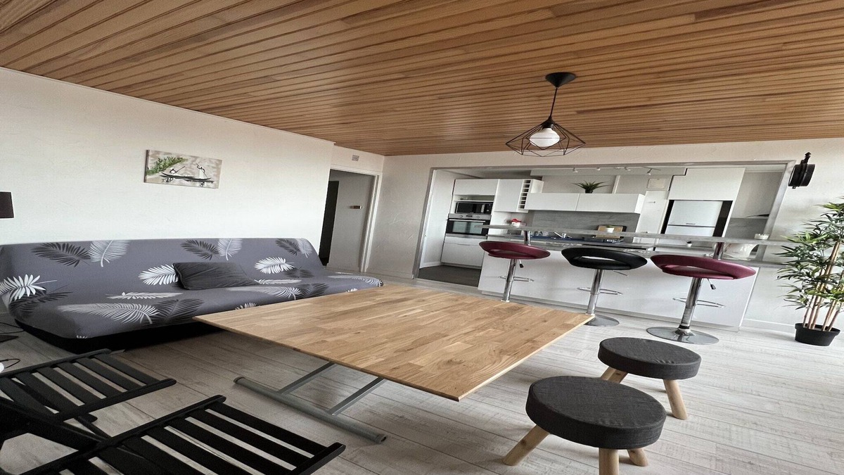 Ponts Jumeaux Apartment | Quiet 4-room apartment with view