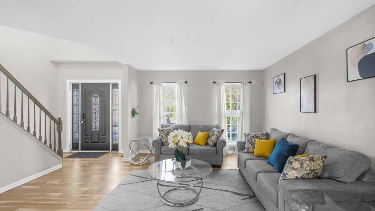 Silver Spring House | Quiet 7BR Silver Spring
