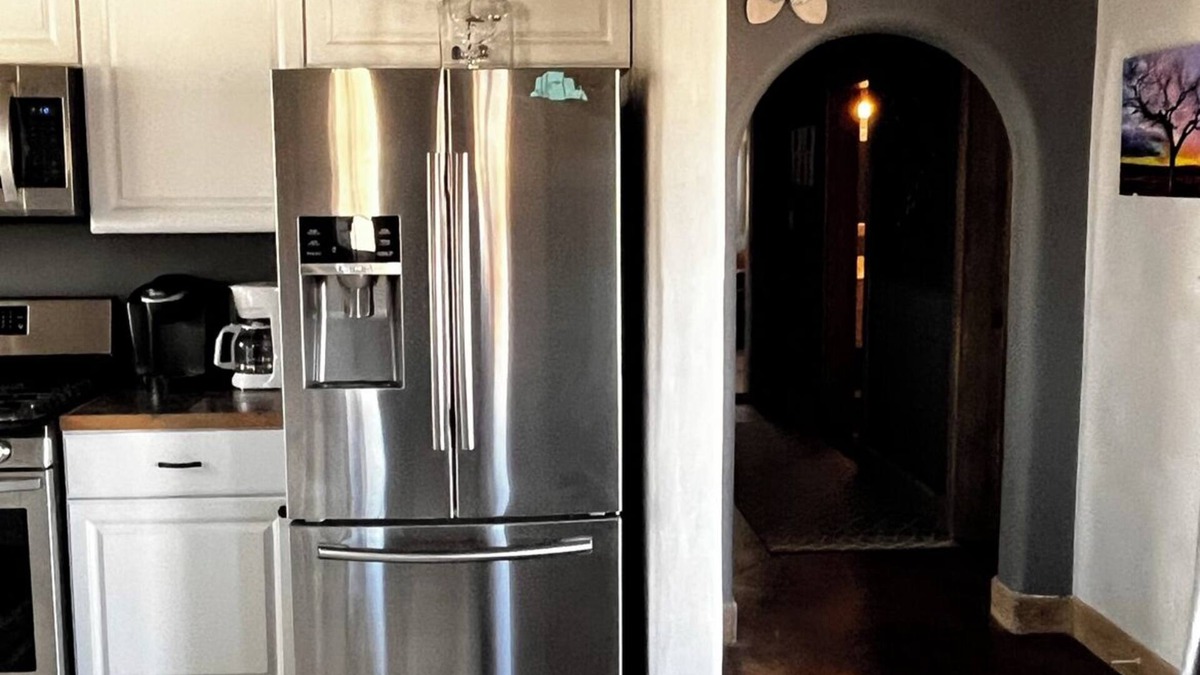 Taos Other | Quiet and cozy country home with mountain views in every direction. Sleeps 6