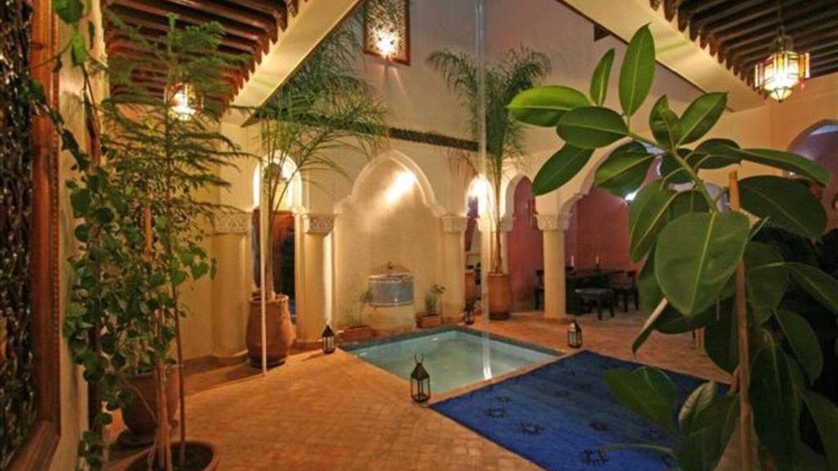 Bab Doukkala House | Quiet and intimate charming Riad ideally located in the district Dar El Bacha