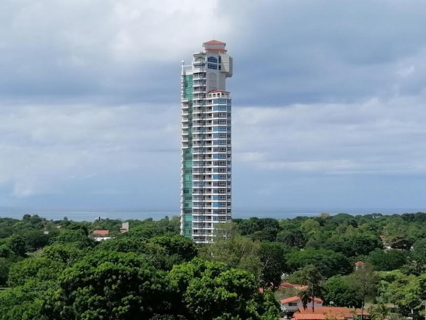 Playa Coronado Apartment | Quiet and Relaxing Condo at the golf