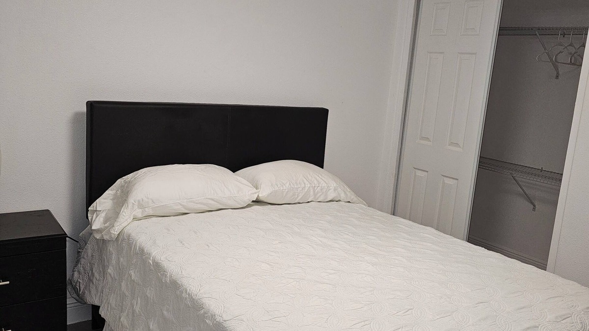 Winter Park Apartment | Quiet and safe neighborhood come to this great place with lots of room for relax