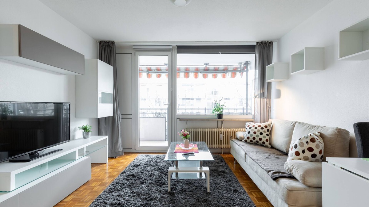 Munchen District Apartment | Quiet apartment, bright and clean