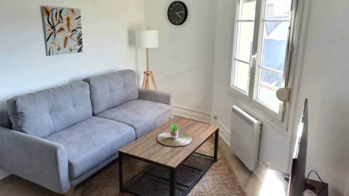 Nord - Gare Apartment | Quiet apartment *free parking *Center & train station