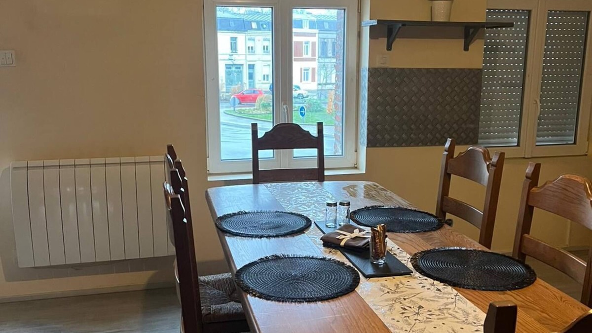 Raismes Apartment | Quiet apartment in Raismes, free parking and wifi. Spa sauna at extra charge