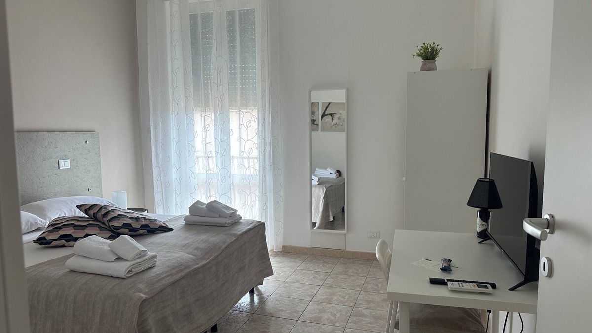 Torre Angela Apartment | Quiet apartment within walking distance of the subway (4 min walk)