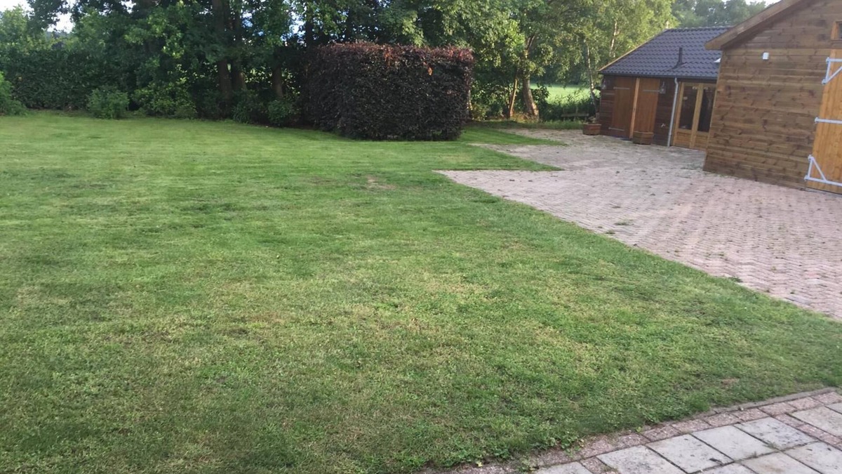 Prinsenbeek Ski Chalet | Quiet chalet in the rural area of Breda - Prinsenbeek.