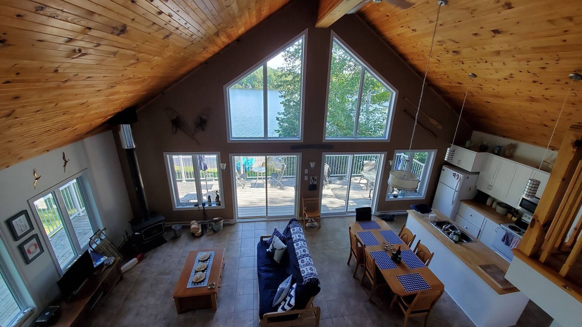 Cayamant Ski Chalet | Quiet chalet on a beautiful lake. Available all 4 seasons.