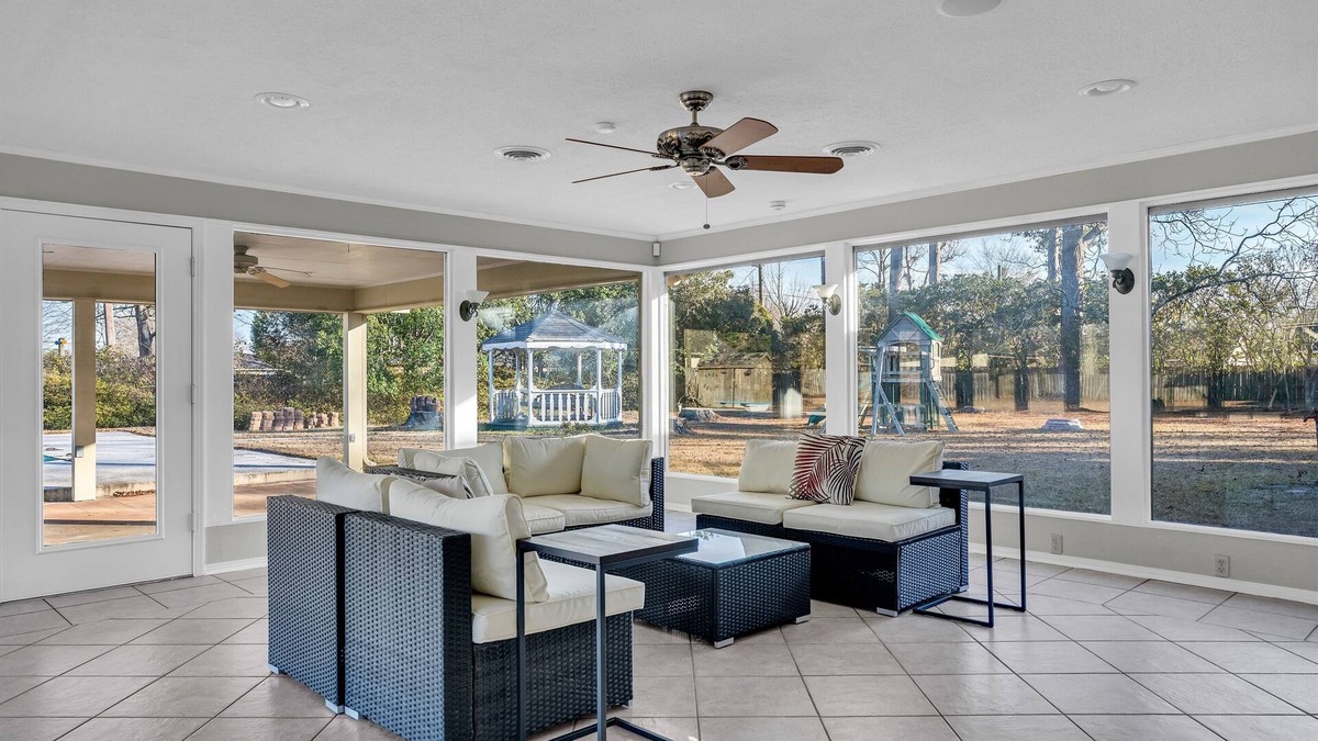 Columbus House | Quiet Comfort | Luxury | King Bed