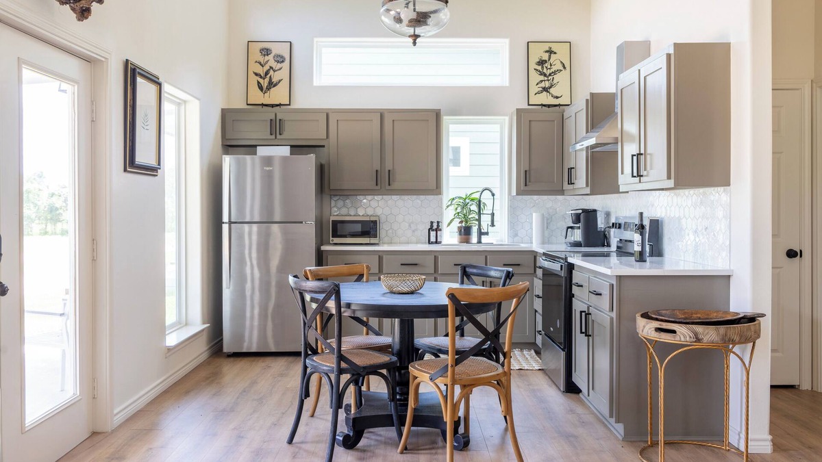 Warrenton House | Quiet Country Escape | Brand New | Close to Round Top