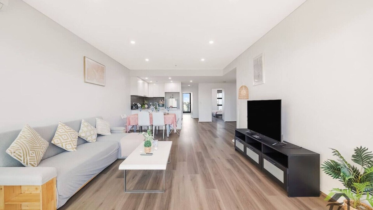 Bankstown Apartment | Quiet & Cozy 3-Bedroom Apartment in Bankstown