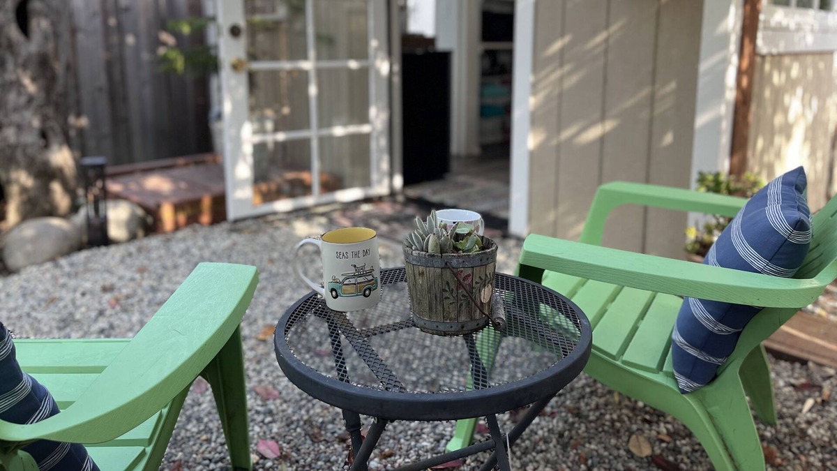 Aptos Apartment | Quiet Cozy Cottage Walk to the Beach