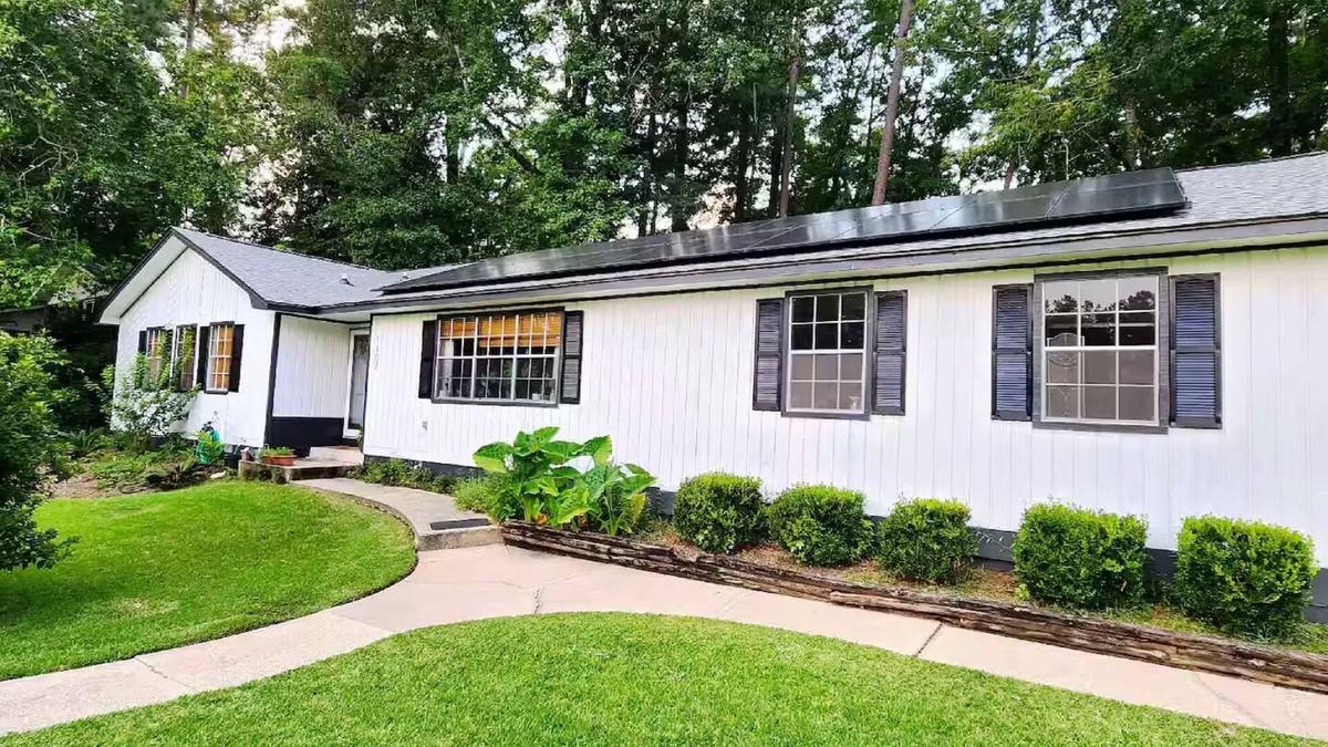 Tallahassee House | Quiet, cozy home with convenient access to all of Tallahassee!