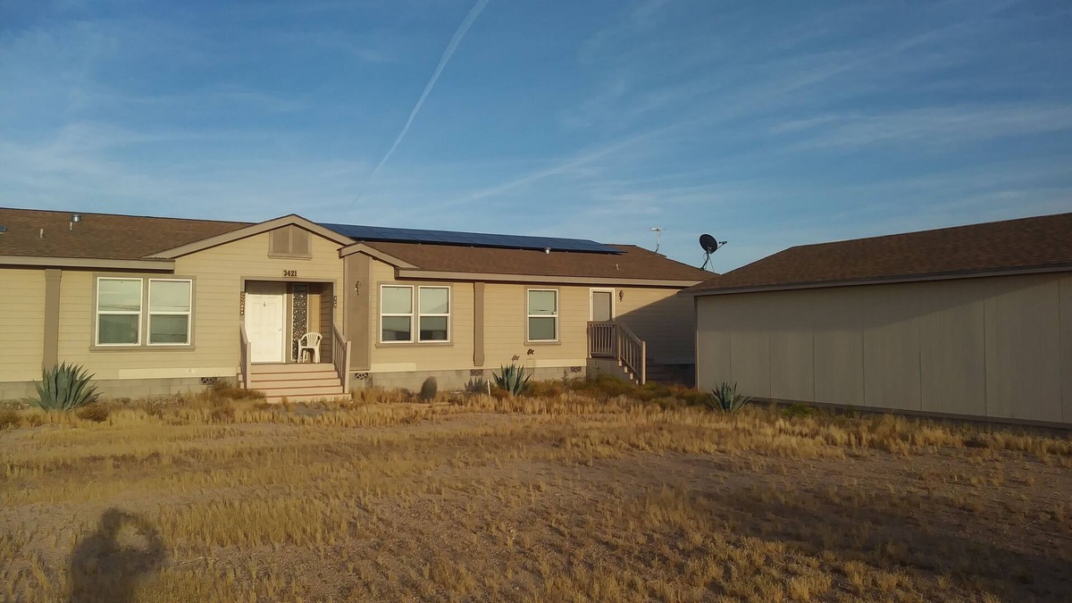 Tonopah House | Quiet desert ranch perfect for relaxing, hiking, and enjoing sunsets and sunrise