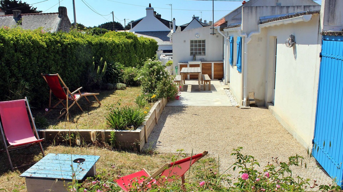 Saint-Pierre-Quiberon House | Quiet family home with enclosed garden, just a stone's throw from the sea!