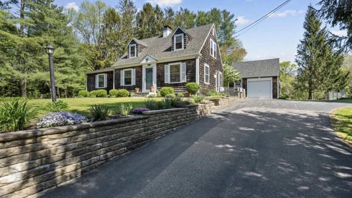 Wood River Junction House | Quiet haven near RI’s most beautiful beaches