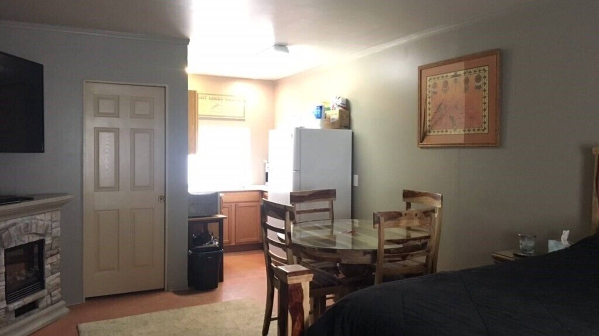 Fort Smith Apartment | Quiet hideout in Ft. Smith, MT