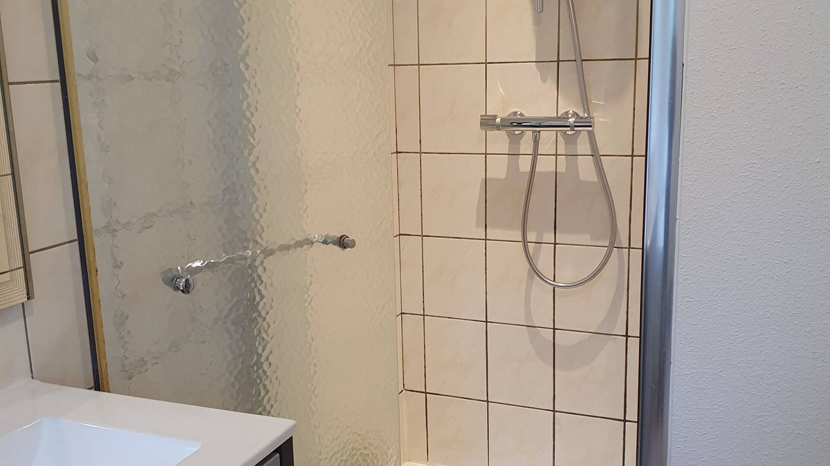 Chauffailles House | Quiet house close to all amenities and train station