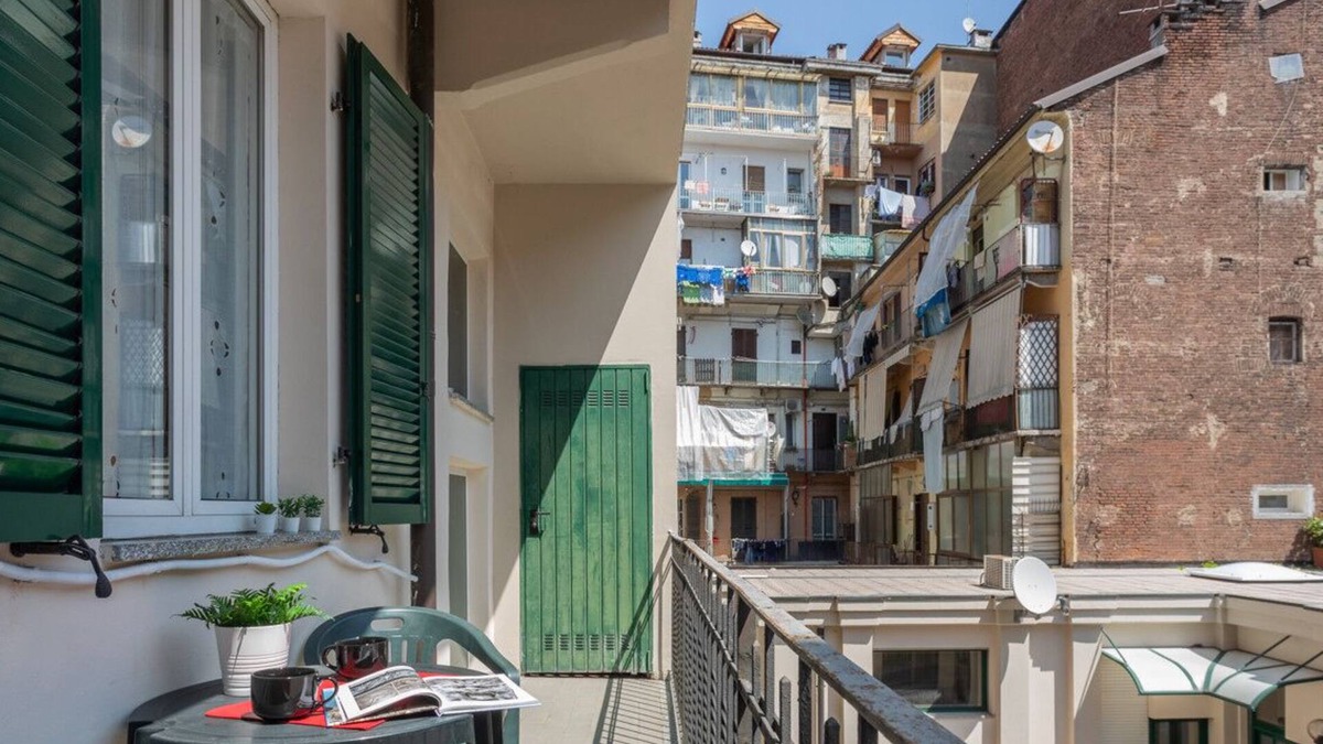 Cit Turin Apartment | Quiet House in Cit Turin by Wonderful Italy