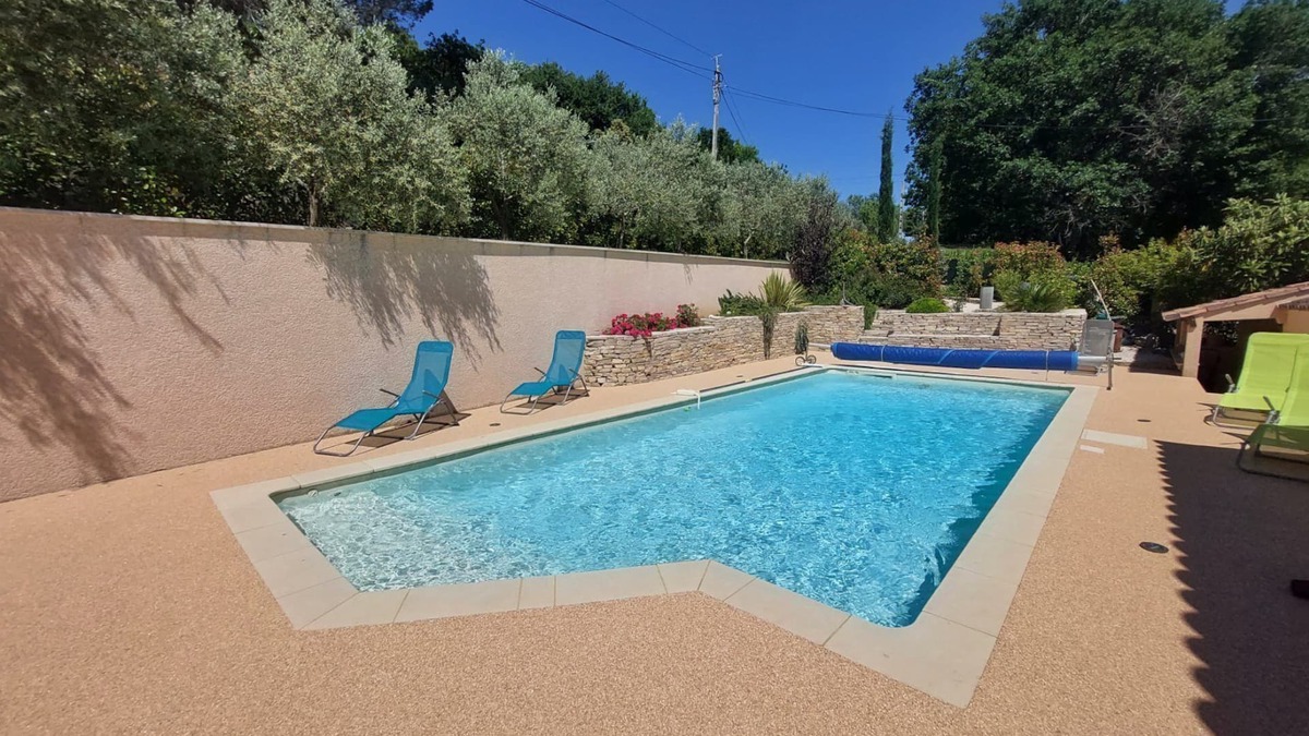Manosque Villa | Quiet house with garden and pool